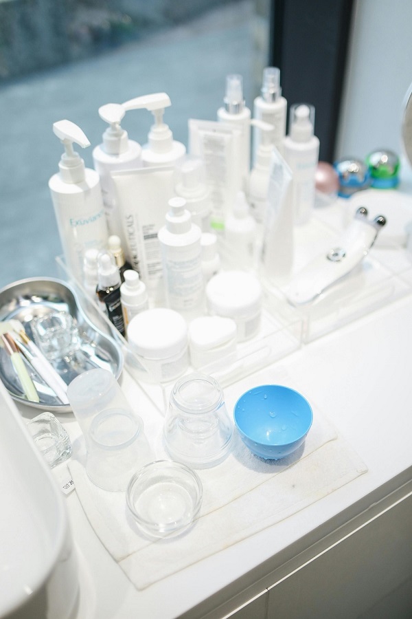 Application of Hydroxytyrosol in Skin Care Products