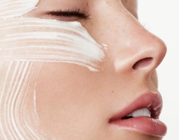 Nicotinamide – A Timeless and Multifunctional Core Ingredient in the Cosmetics Industry1.webp